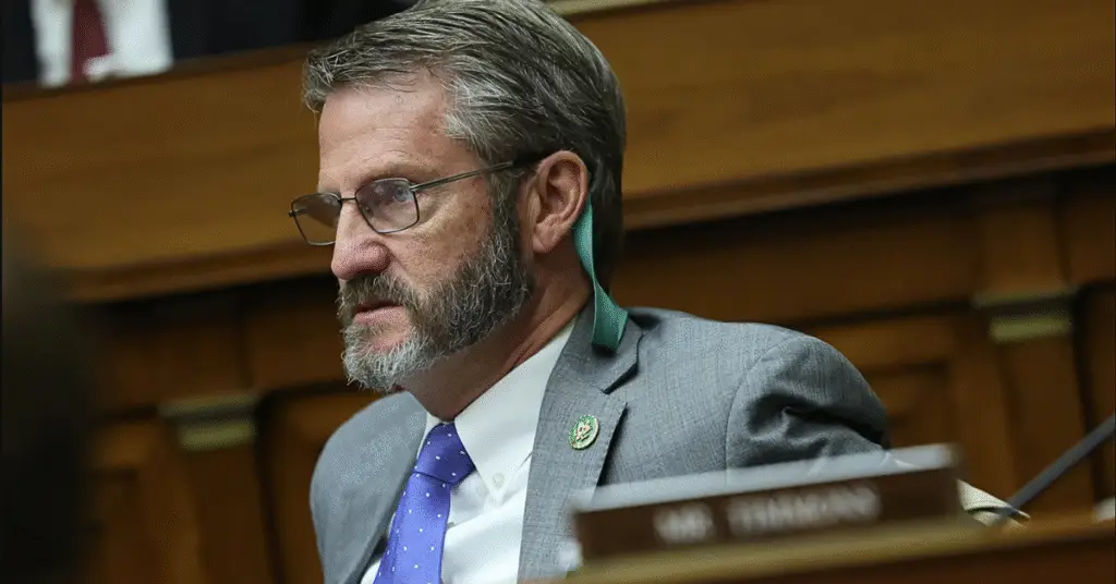 Congressman Tim Burchett makes claims of the existence of underwater UFO bases