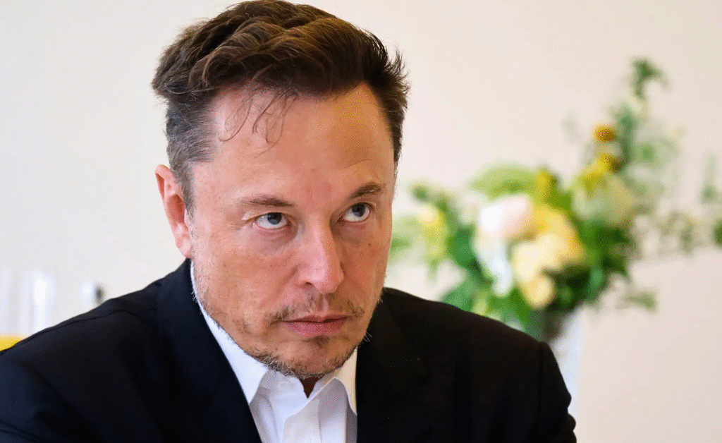 Elon Musk slams Democrat Senator over trillion pay deal
