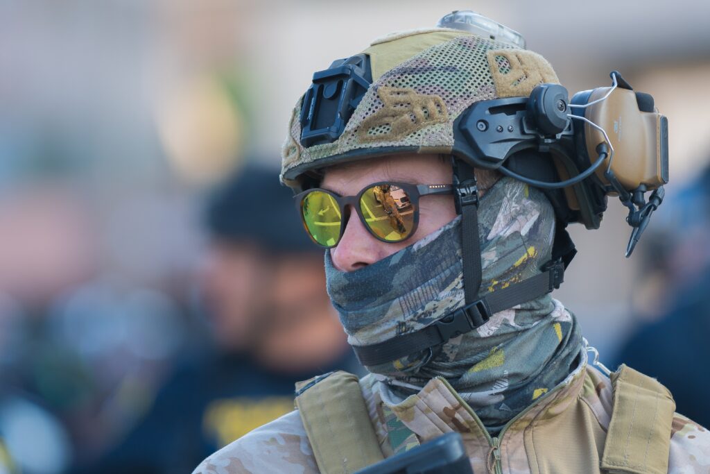 ICE arrests US citizens at gun point