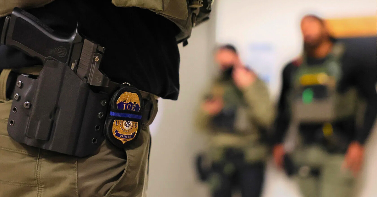 Security Guard fired for filming ICE Raid.